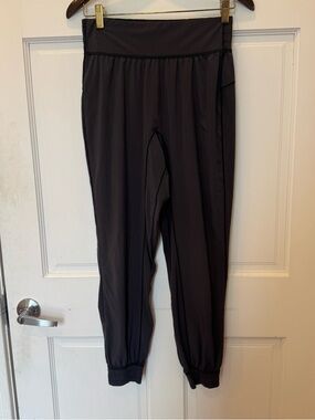 Lululemon Sun Setter High-Rise Jogger 26" Dark Grey Lightweight Yoga Pants 6